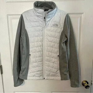 The North Face Women's White and Gray Puffer Jacket